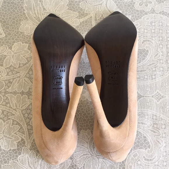 Stuart Weizmann nude suede heels - Picture 7 of 8